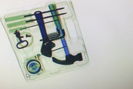 物流園智能化過(guò)程中，x光安檢機(jī)在里面扮演著怎樣的角色？